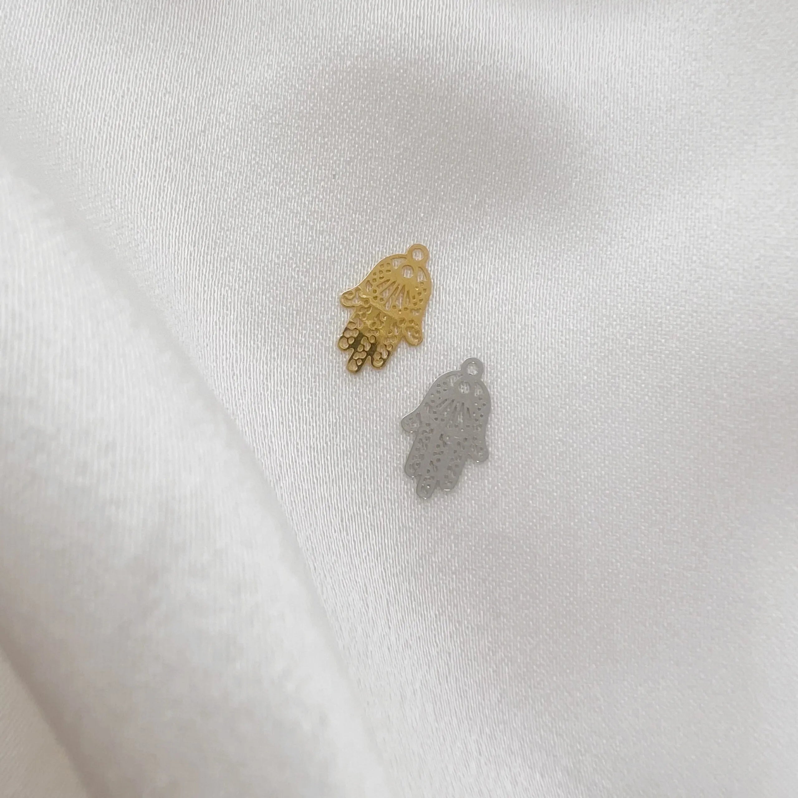 Amuletos: Hamsa (Mano de Fátima)