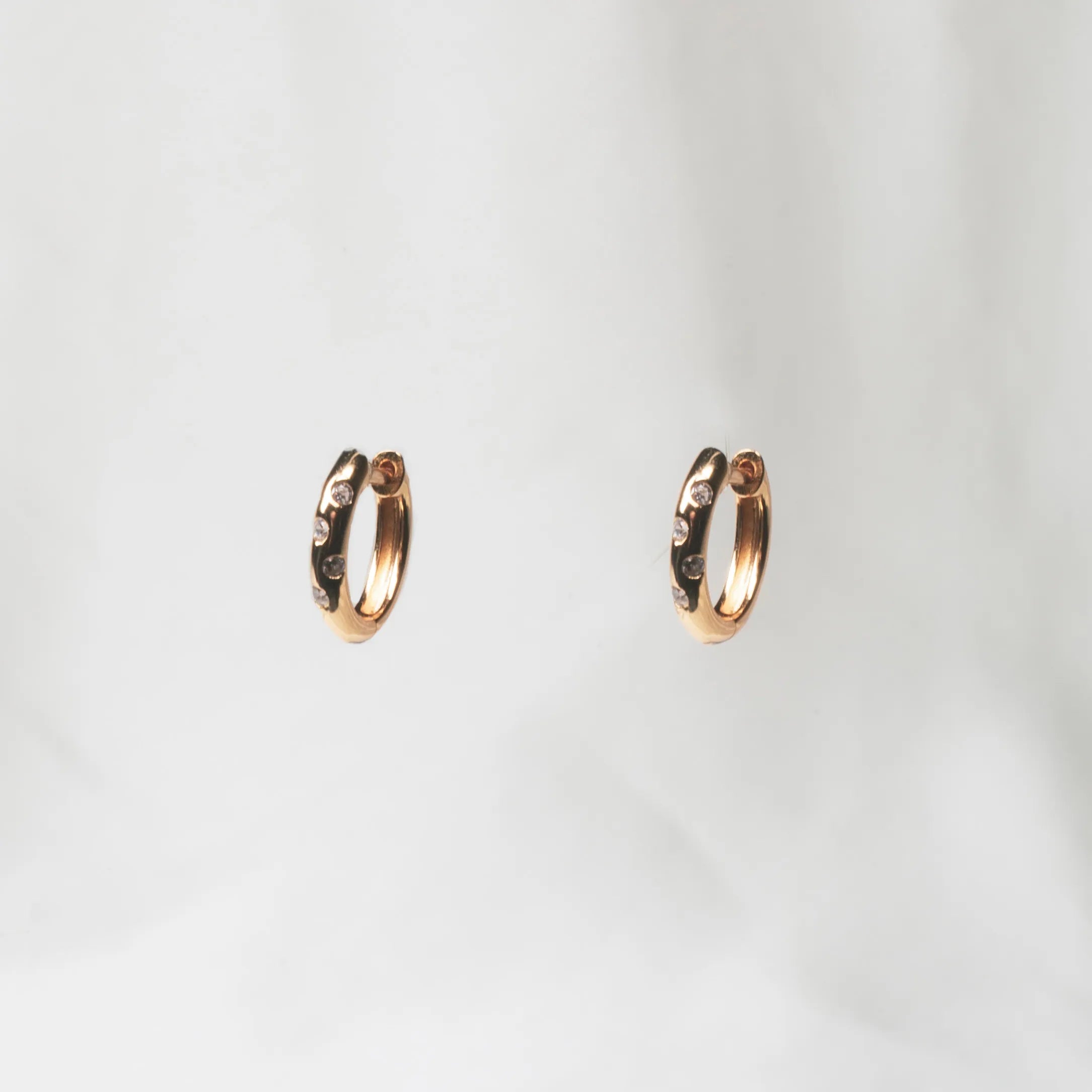 Lila Light Earring