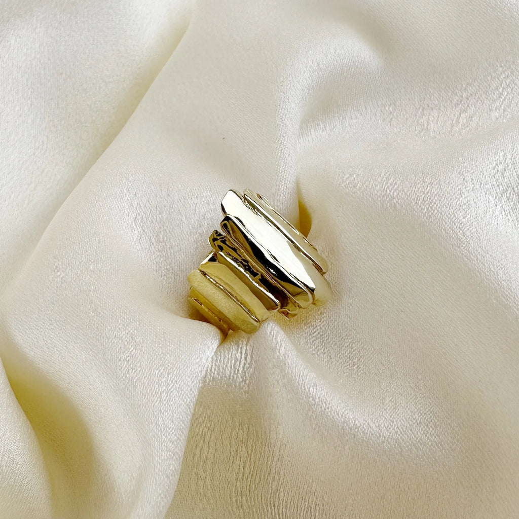 Anillo Ava