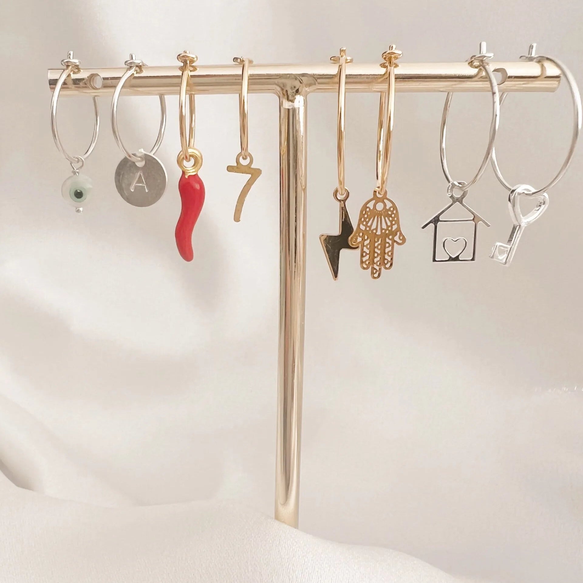 Encantos: El cuerno napolitano “o’curniciello”