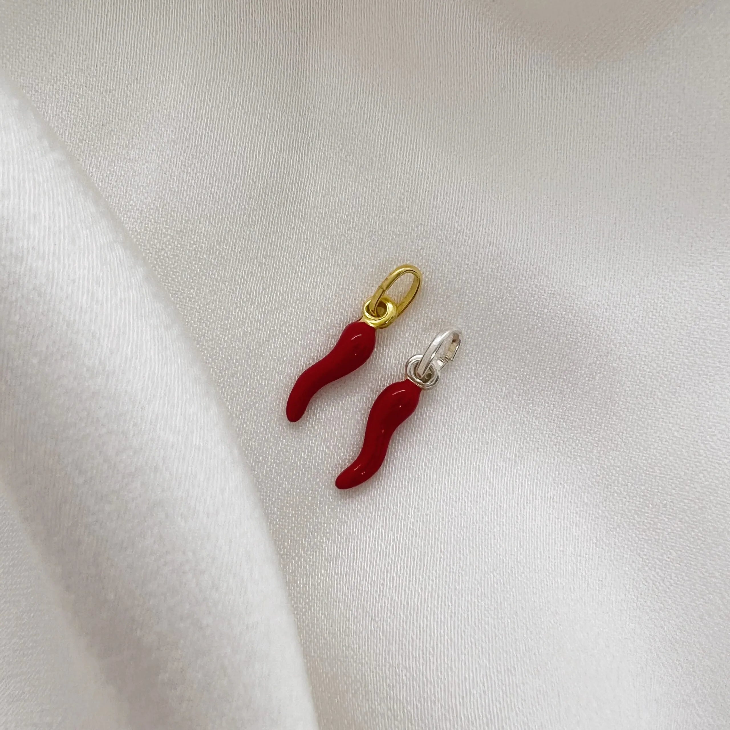 Encantos: El cuerno napolitano “o’curniciello”