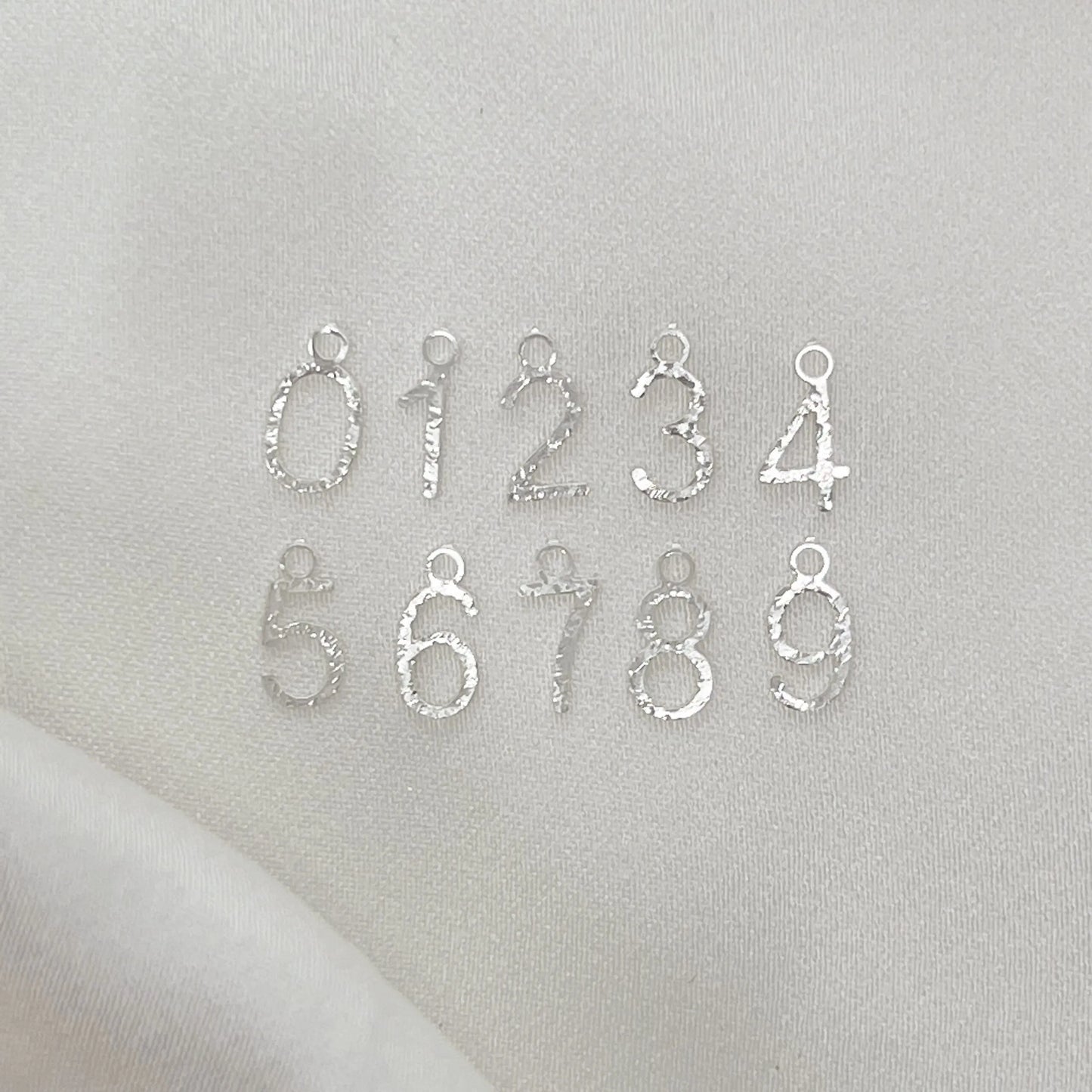 Les charms : Chiffres