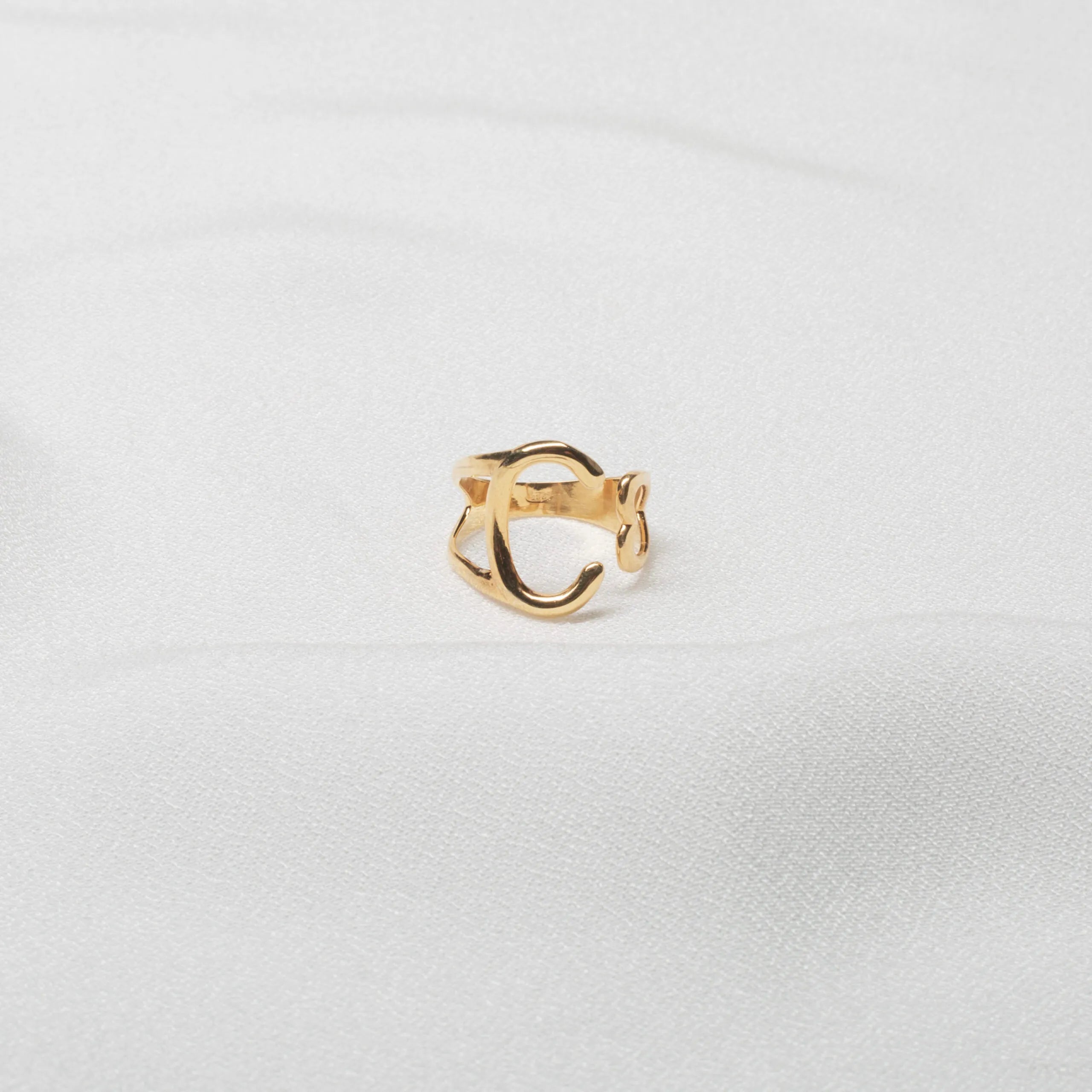 Antoinette Ring