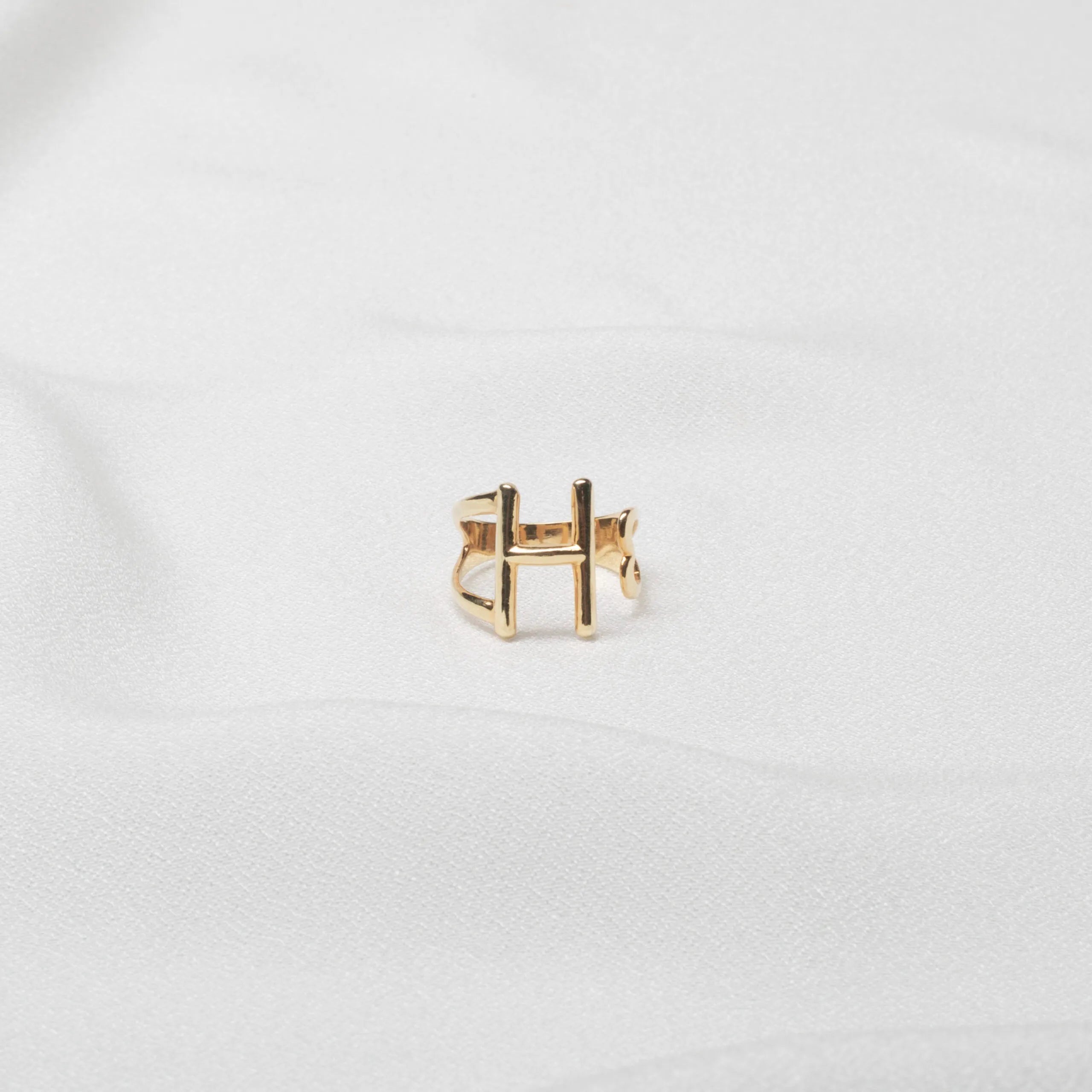 Antoinette Ring
