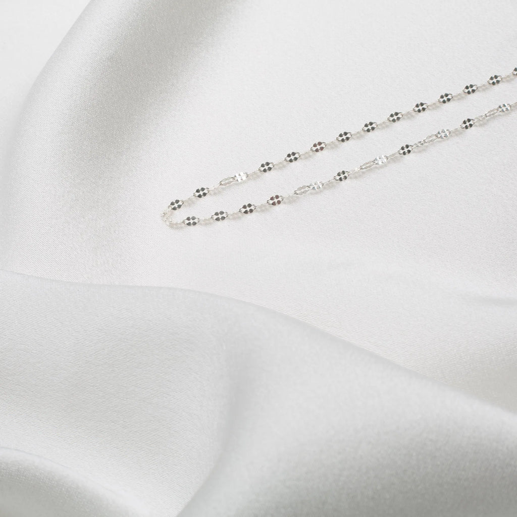 Chocker Clover 