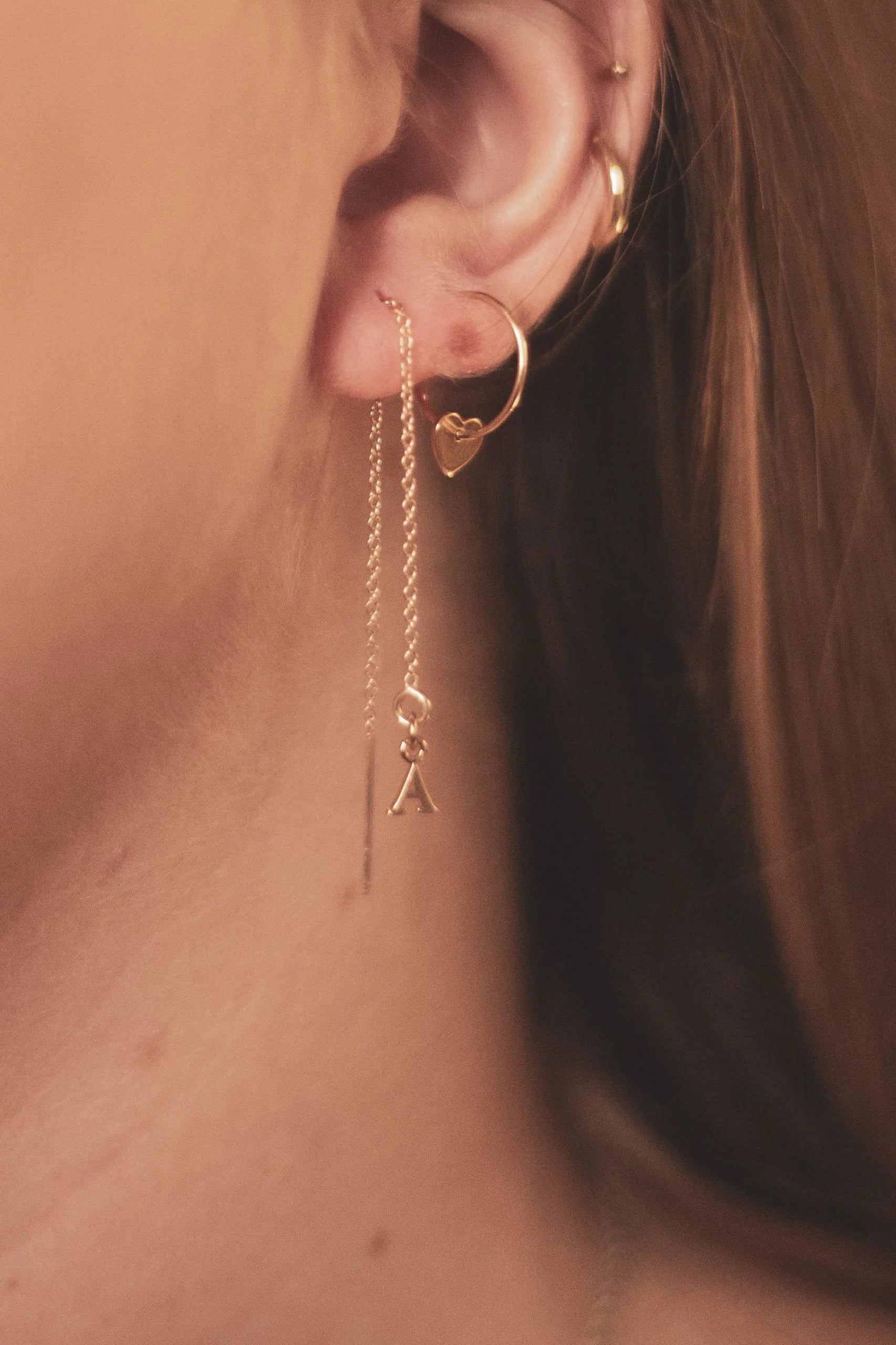 Minnie Mouse earring