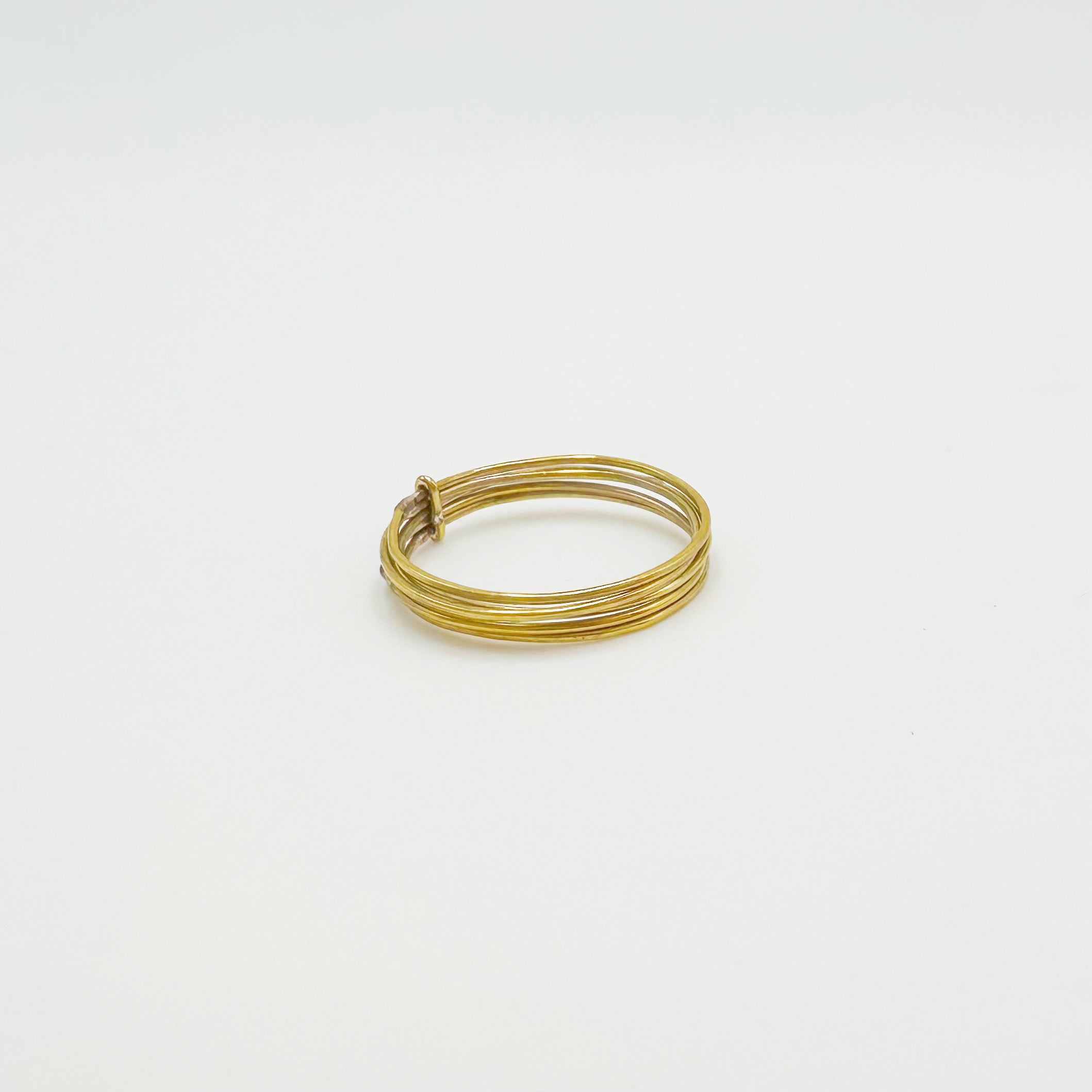 Diva 5 Weekly Ring