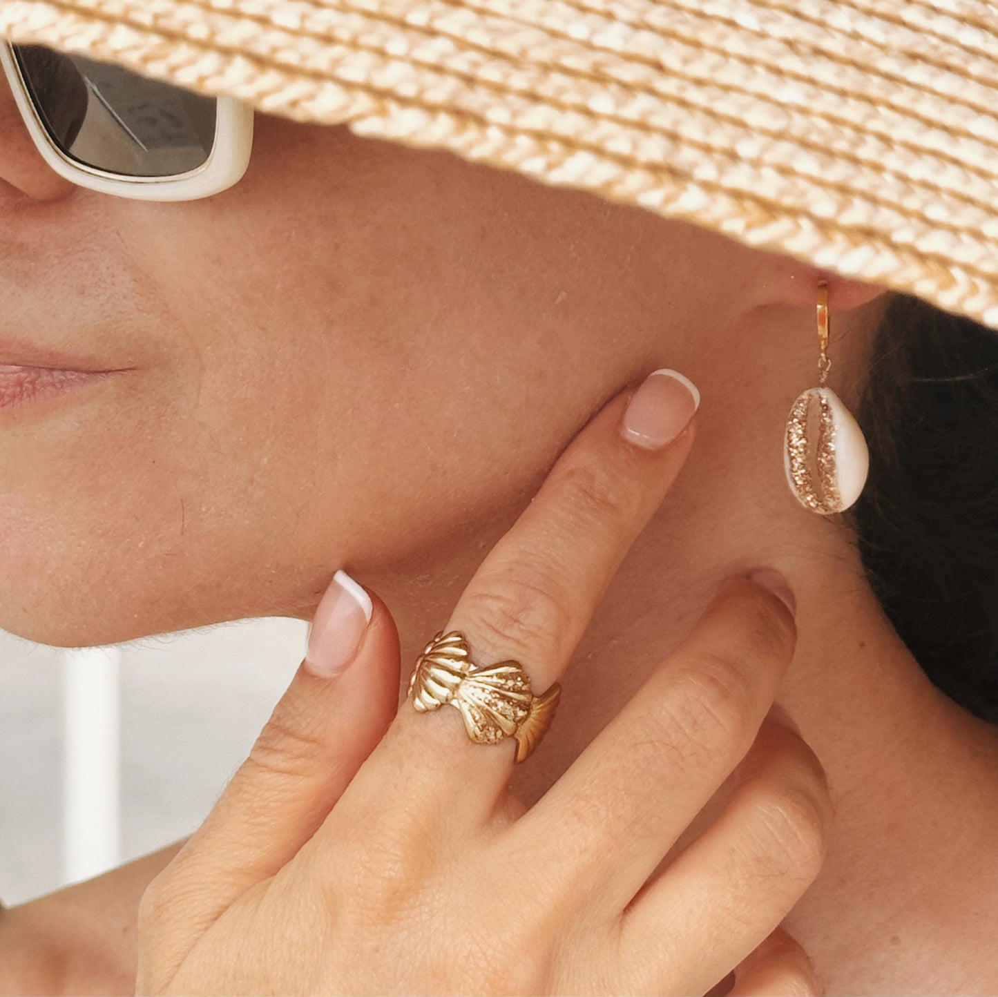 Ariel Ring
