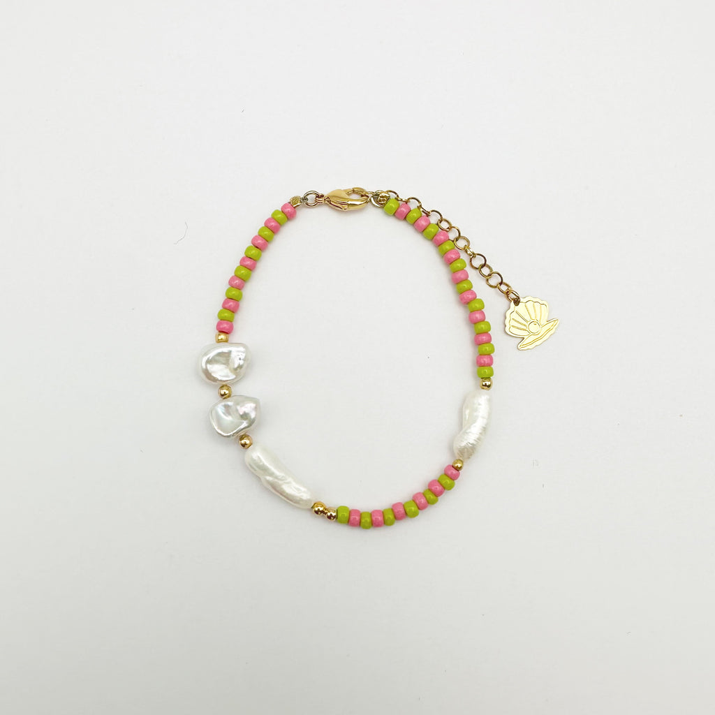 Mysterious Necklace